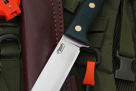 Туристический нож Кедр Bohler N690, накладки micarta Изумруд, оружейная насечка