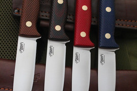 Туристический нож Шершень L Bohler N690, накладки micarta Красно-Черная, оружейная насечка