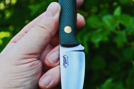 Туристический нож Термит D2, накладки micarta Изумруд, оружейная насечка