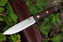 Туристический нож Бушкрафт Bohler N690, накладки micarta Красно-Черная, оружейная насечка