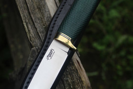 Туристический нож Партнер Эксперт Bohler N690, рукоять micarta Изумруд, оружейная насечка