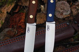 Туристический нож Slender S Bohler N690, накладки micarta Синяя, оружейная насечка