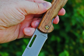 Складной нож Барс (накладки орех)