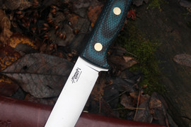 Туристический нож Шершень L Bohler N690, накладки micarta Черно-Синяя, оружейная насечка