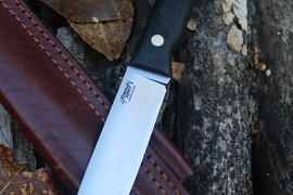 Туристический нож Praiter Bohler N690, накладки micarta Черная, оружейная насечка