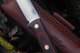 Туристический нож Cariboo L VG-10, накладки micarta Красно-Черная, оружейная насечка