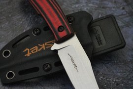 Туристический нож Asket Black&Red N690 Stone Wash Kydex