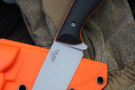 Туристический нож Crony Black/Orange AUS-10 Kydex