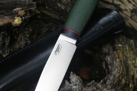 Туристический нож Компаньон Elmax, рукоять micarta Форест Грин, оружейная насечка