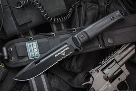 Тактический нож Feldjager AUS-8 Black Titanium Sarrated