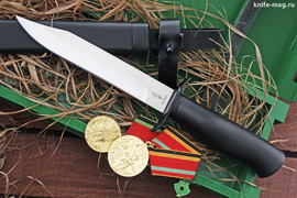 Набор: Нож Танковый НР-40 (рукоять бук, ножны деревянные черного цвета)+футляр деревянный