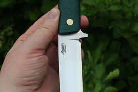 Туристический нож F5 Bohler N690 конвекс, накладки micarta Изумруд, оружейная насечка