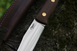 Туристический нож Fox S Bohler N690, накладки micarta Койот, оружейная насечка