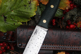 Туристический нож Модель XM Bohler N690, накладки micarta Изумруд, оружейная насечка